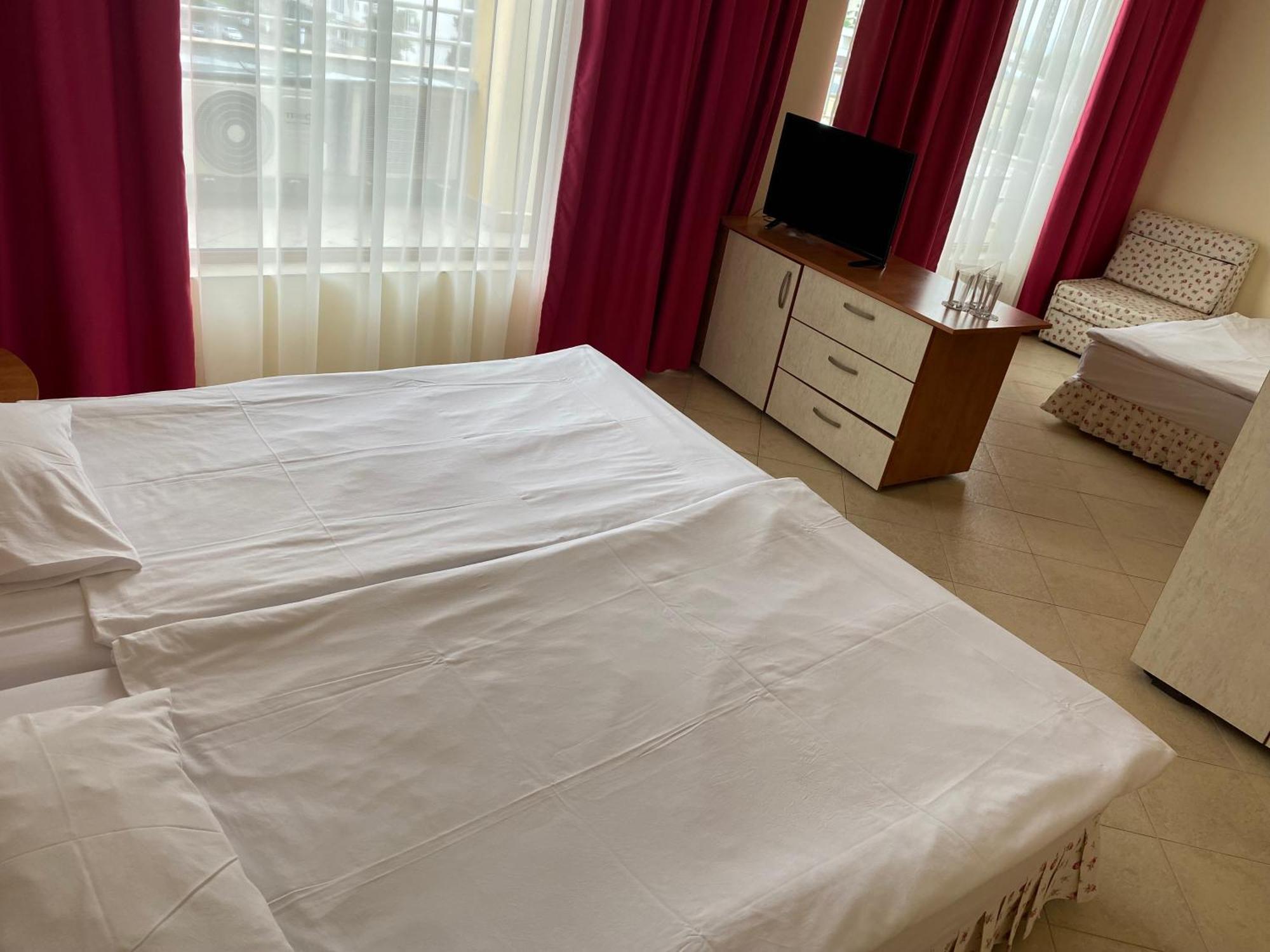 Hotel Atol Pantai Sunny Luaran gambar