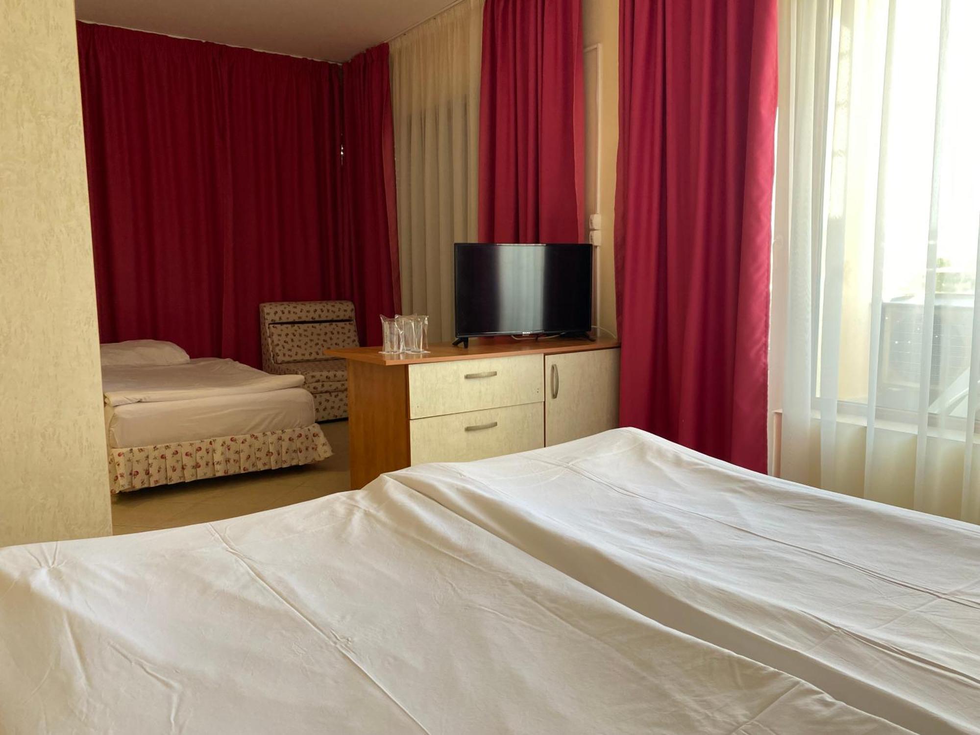 Hotel Atol Pantai Sunny Luaran gambar